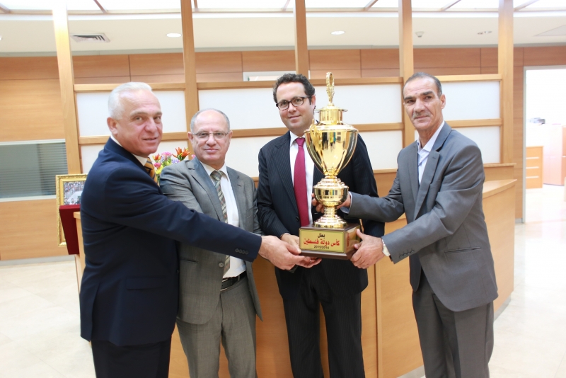Bank of Palestine provides a financial donation in the value of 10 thousand dollars to each of the Ahli Al-Khalil Club, winner of Palestine Cup 2015 and for the second-place winner Shijaia Football Club